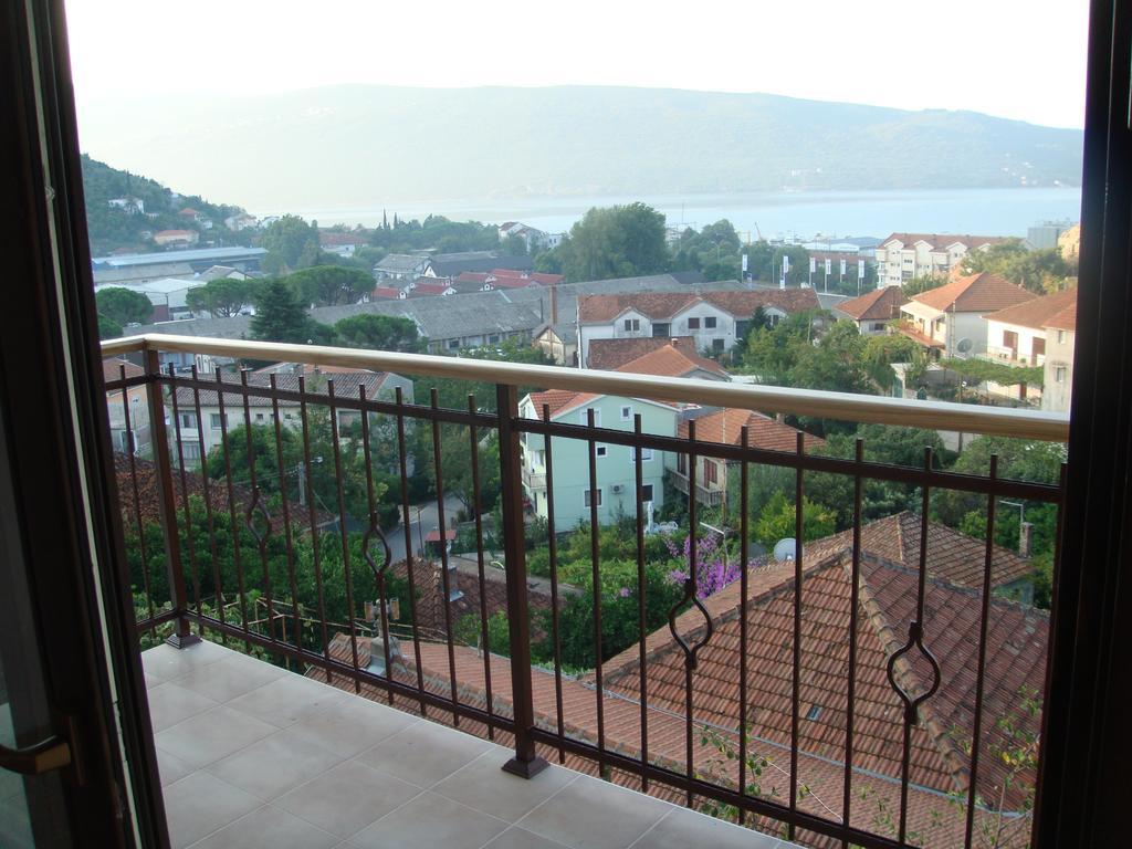 Apartments Ploski Herceg Novi Eksteriør bilde